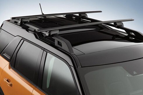 Descubre Accesorios Ford Bronco en CA, Parrillas y Transportadores Yakima Kit de Barra Transversal